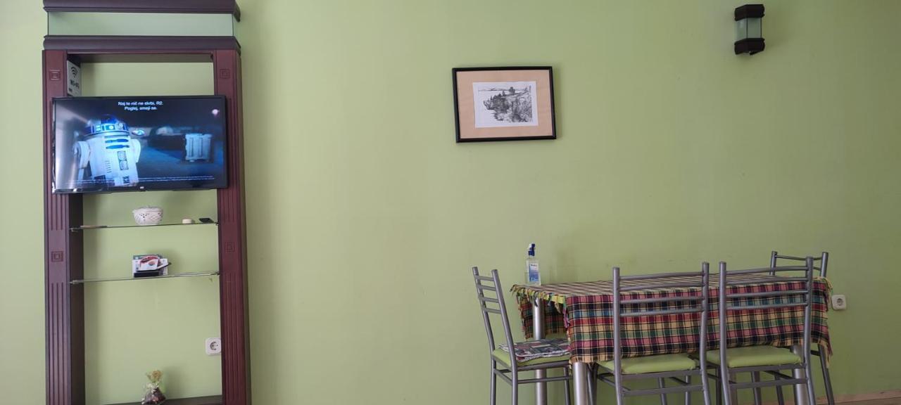Apartament Vela - Pestani,