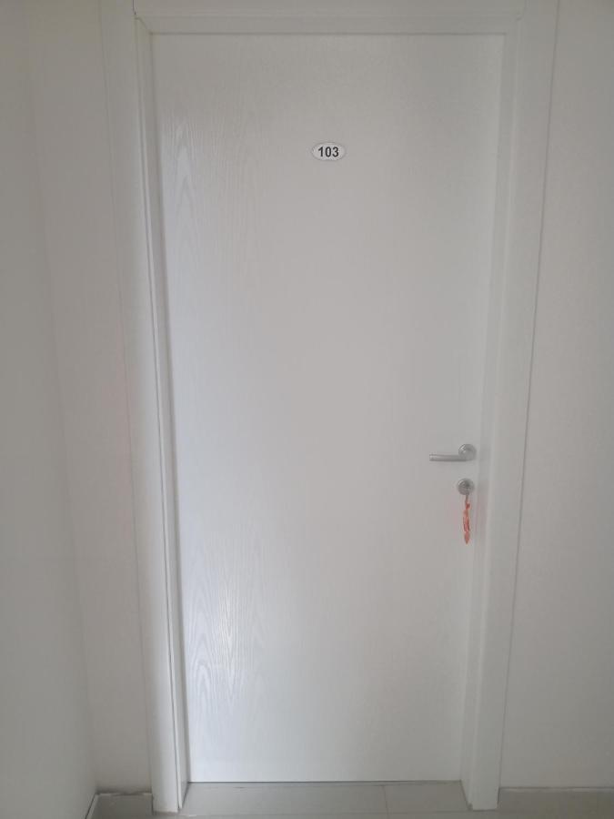 Apartament Vela - Pestani,