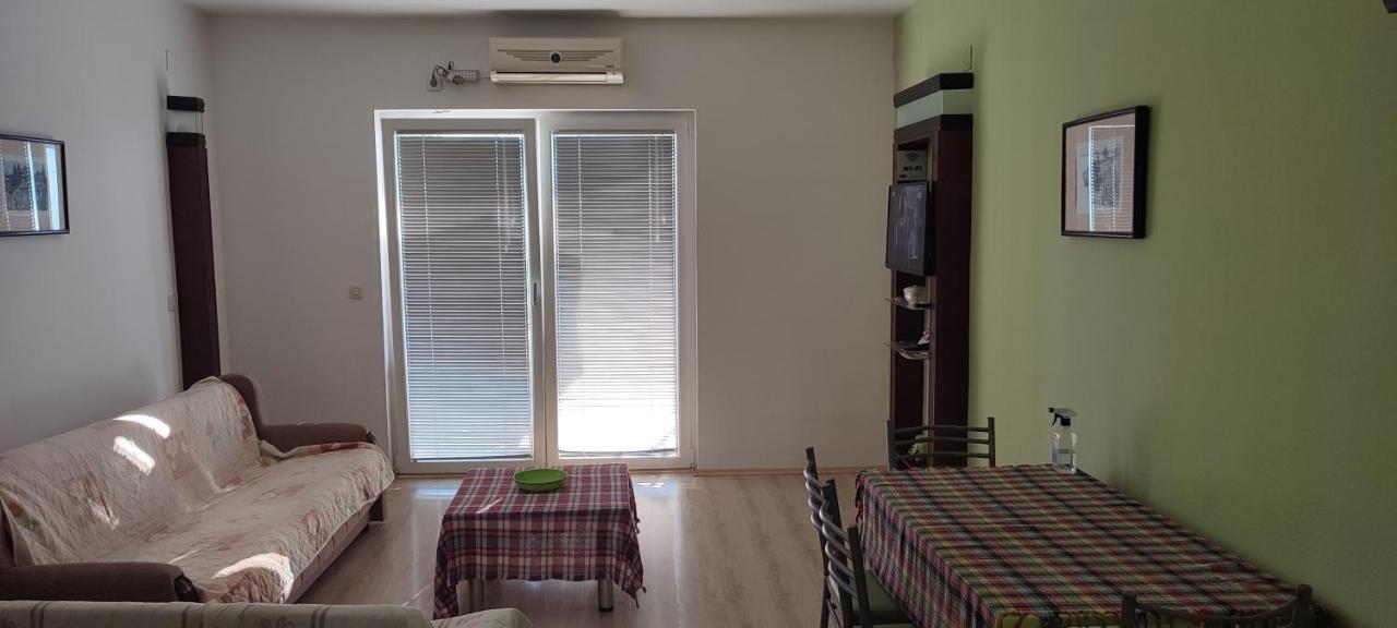 Apartament Vela - Pestani, *